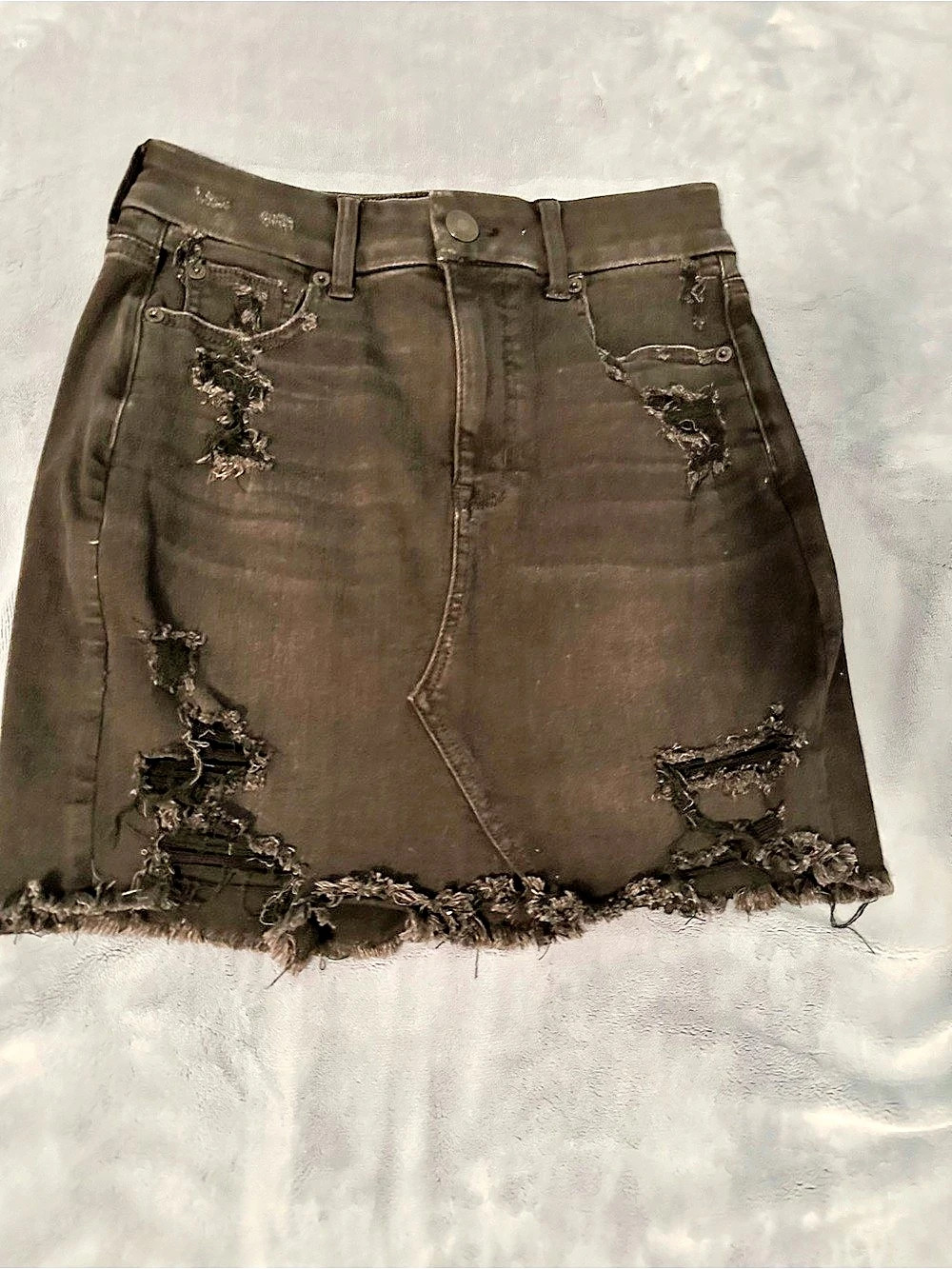 American Eagle Next Level Stretch Distressed Mini Skirt in Black Size 4